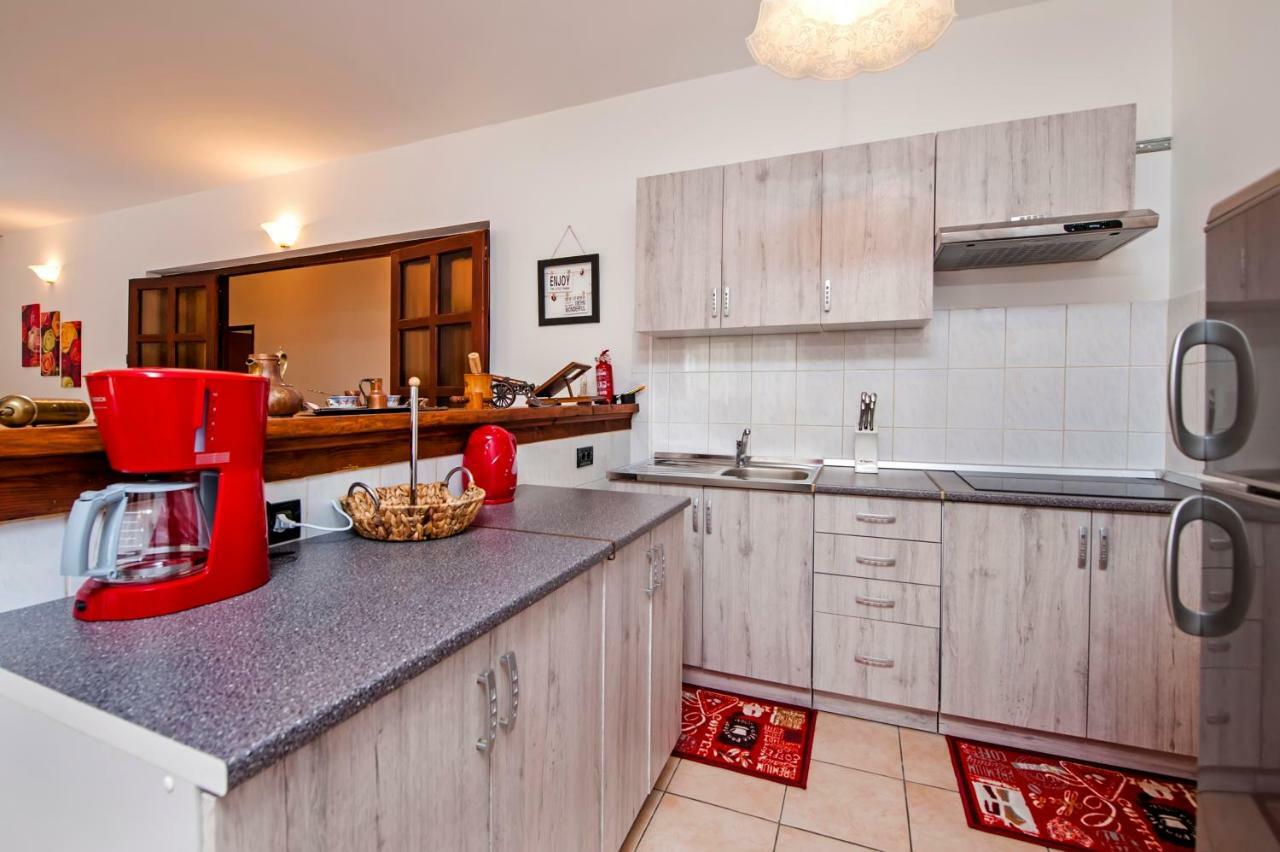 Apartment St. Antonio Ровинь Экстерьер фото